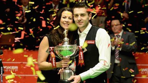 is mark selby getting divorced